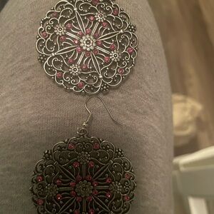 Elegant Silver and Pink Filigree Earrings